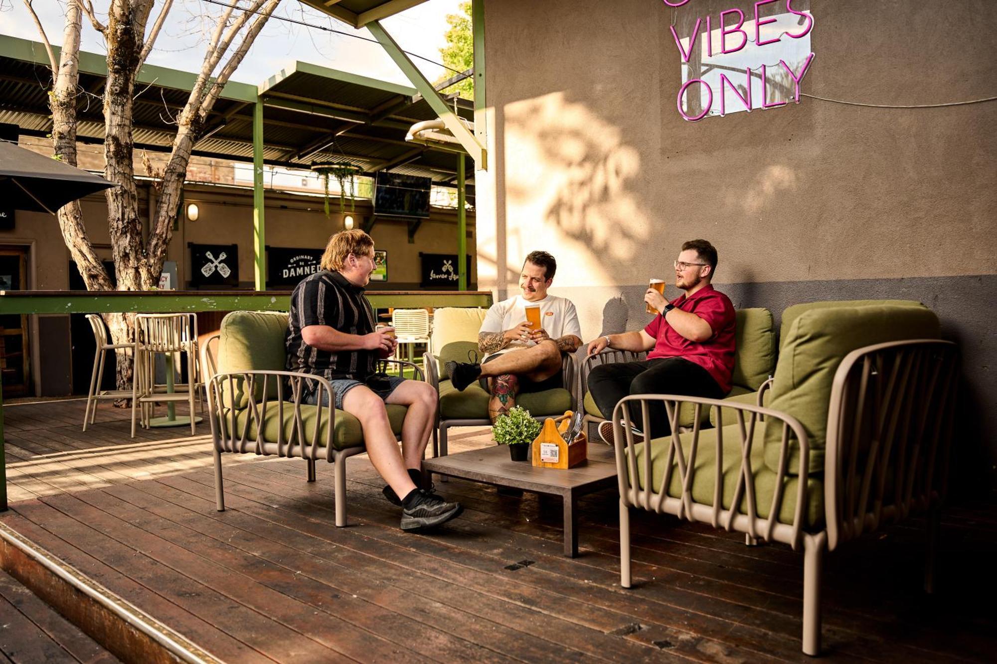 Beer Deluxe Albury Hotel Exterior foto